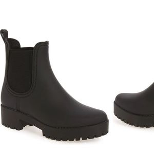 Chelsea rain boot